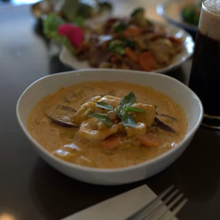 #27 Red Curry (24 Oz.) (GF)